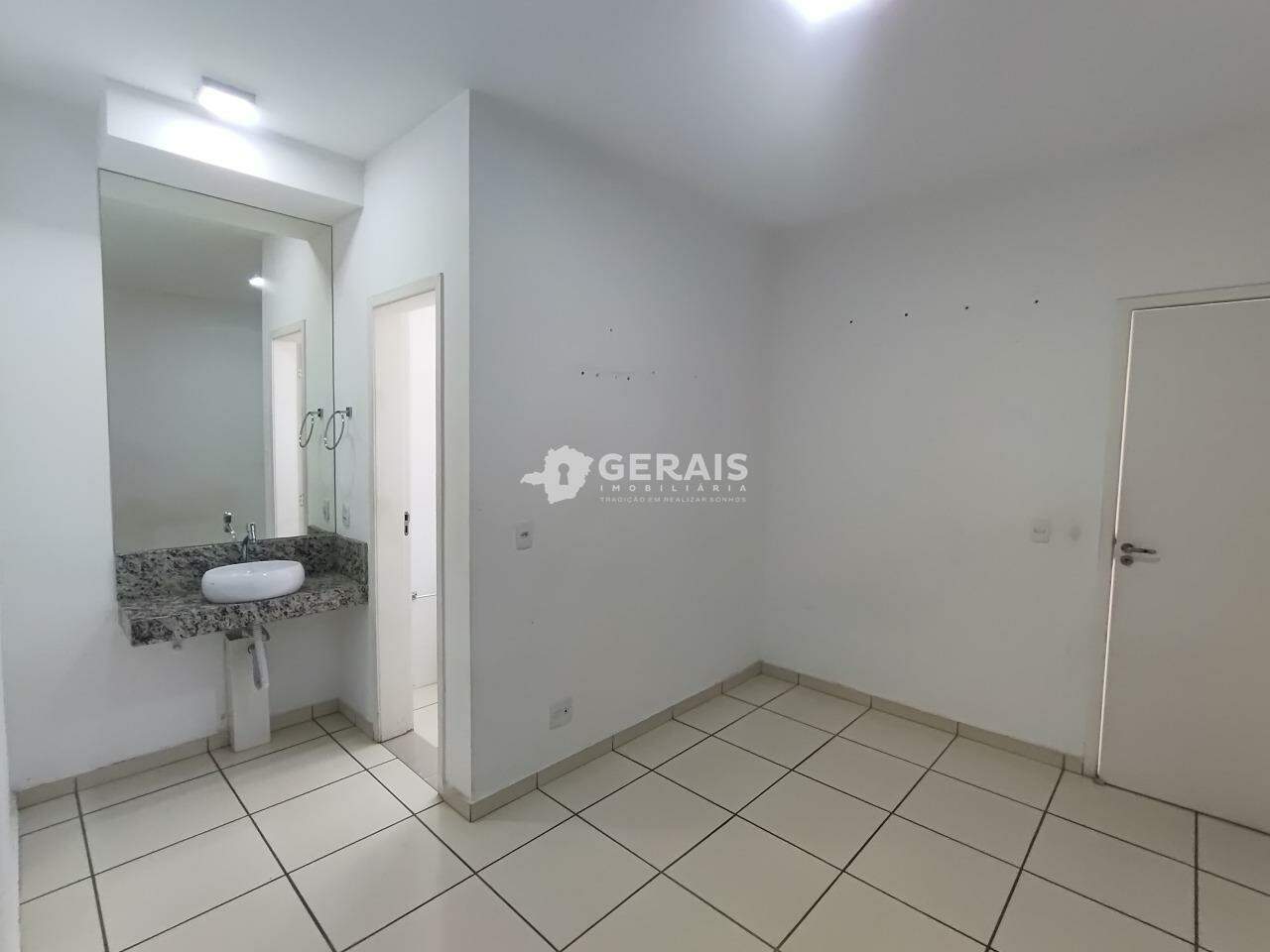 Apartamento para aluguel no PLANALTO: 04- QUARTO 02 SUÍTE