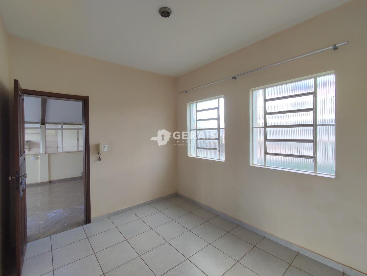 Casa para aluguel no BELA VISTA: 04 - COPA