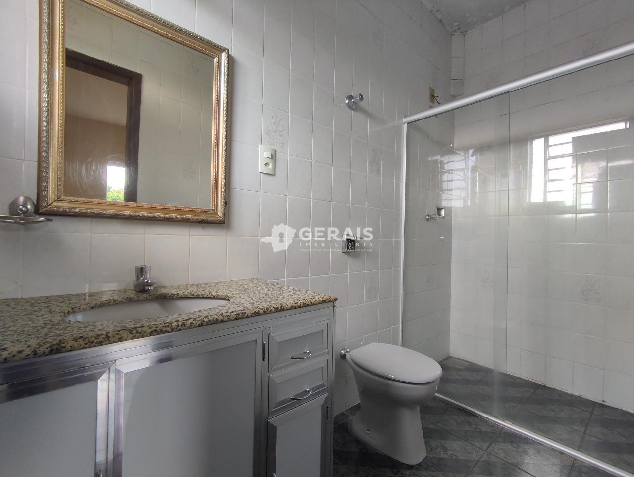 Casa para aluguel no BELA VISTA: 07 - QUARTO SUÍTE