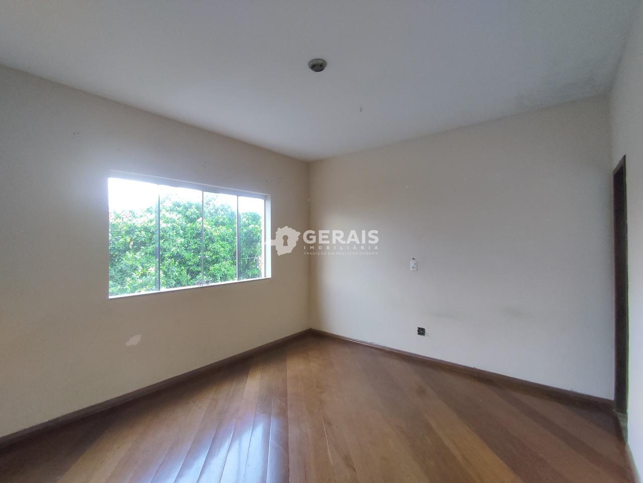 Casa para aluguel no BELA VISTA: 06 - QUARTO SUÍTE