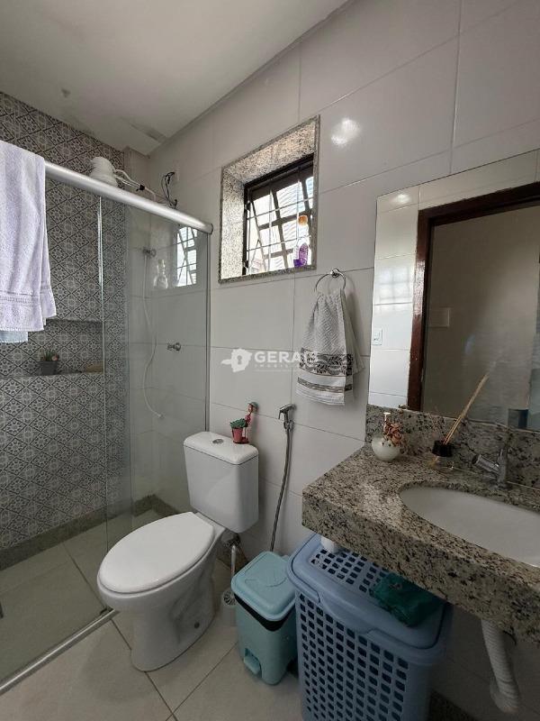 Sobrado à venda no DAVANUZE: 09- BANHO SOCIAL