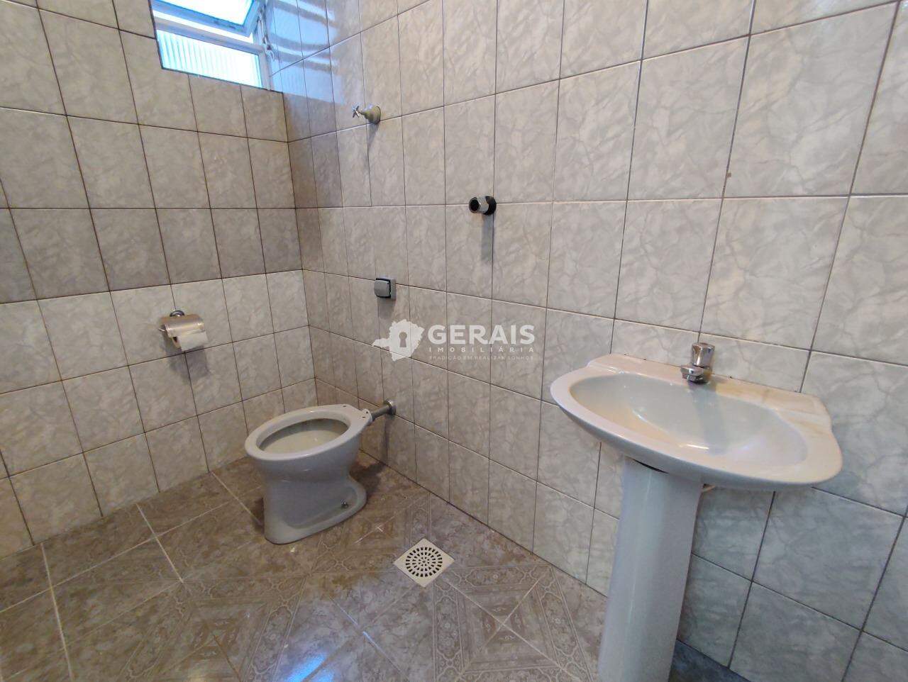 Sala para aluguel no CENTRO: 06 - BANHEIRO