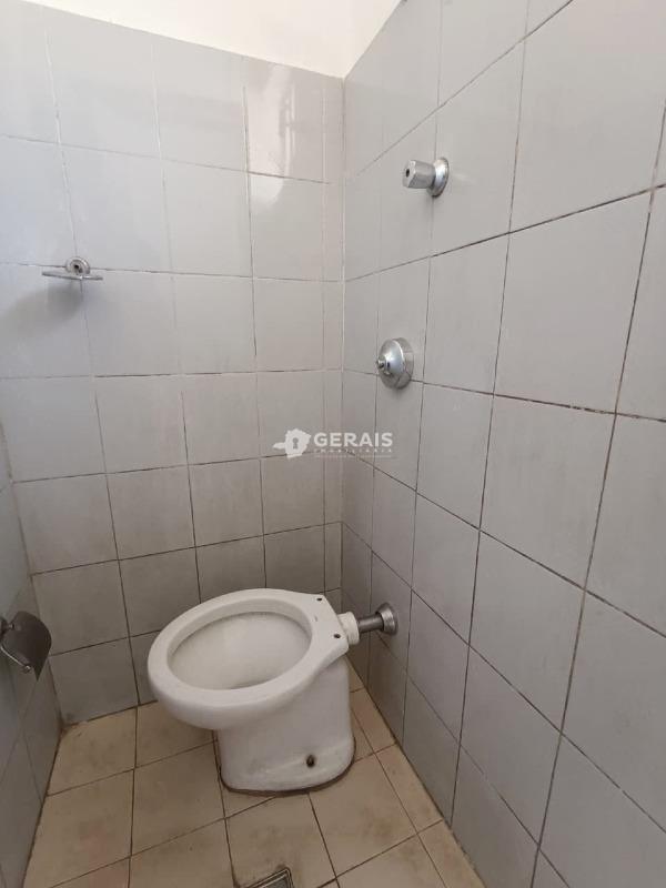 Loja para aluguel no CATALÃO: 05 - BANHEIRO