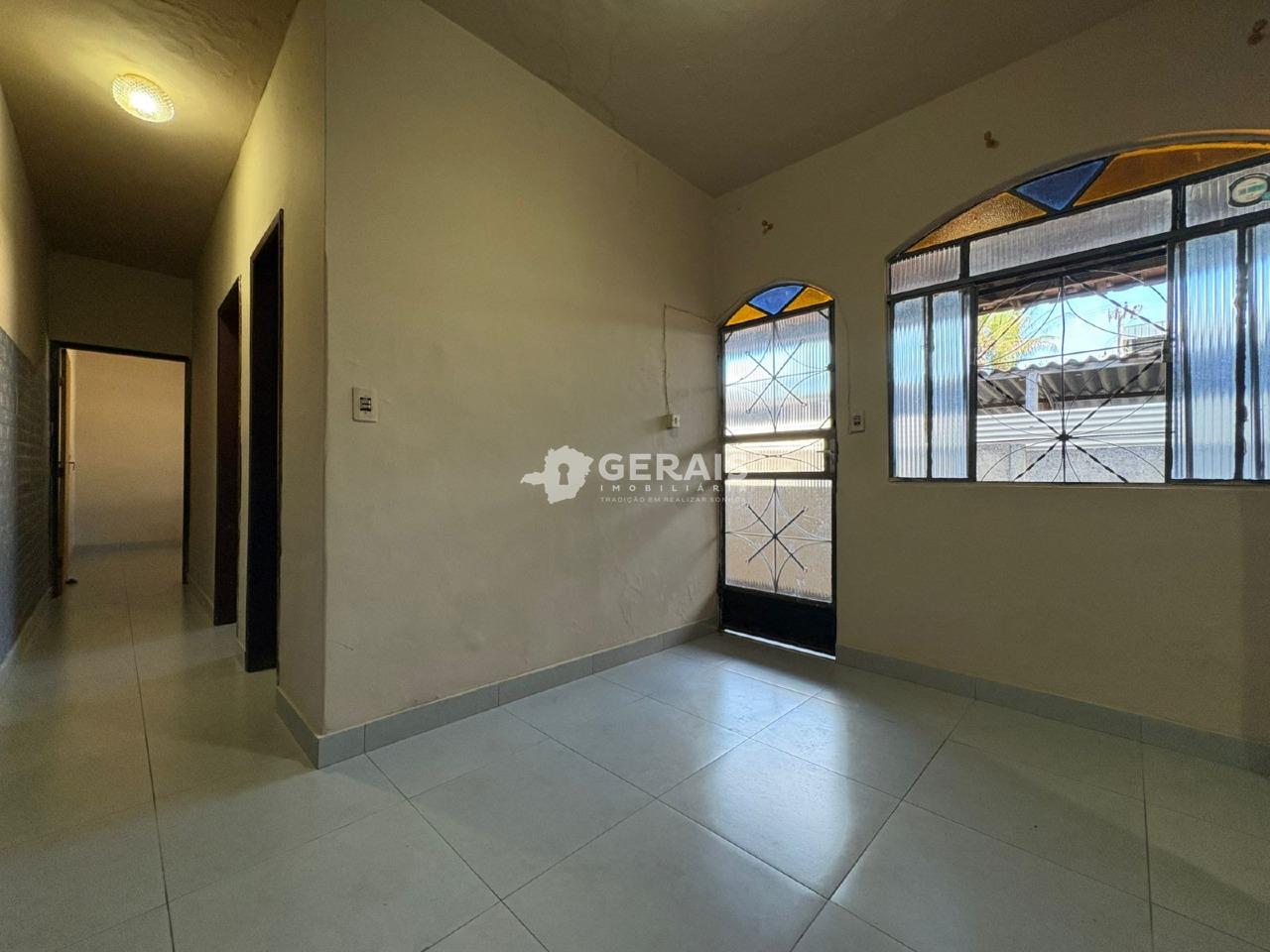 Casa para aluguel no SÃO SEBASTIÃO: 03 - SALA