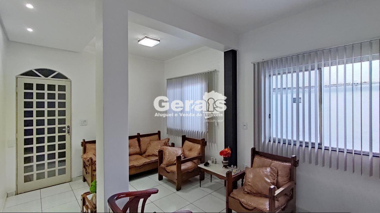 Casa à venda no SERRA VERDE: 04- SALA