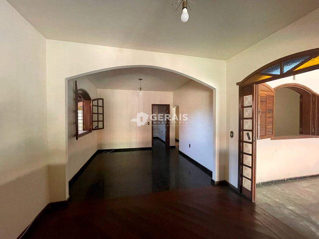 Casa para aluguel no SÃO JOSÉ: 03- SALA