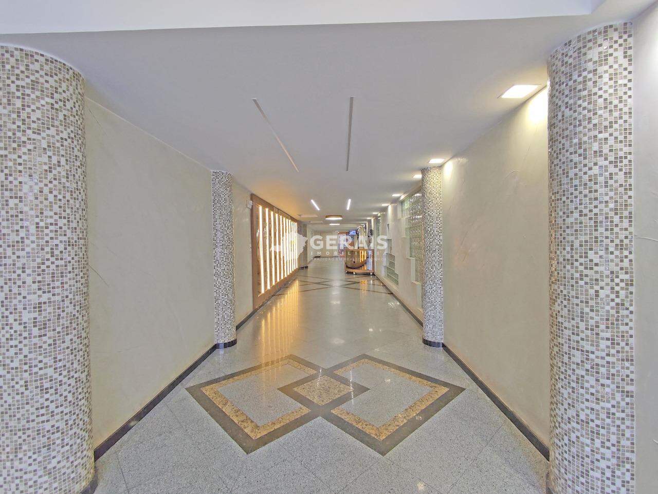 Sala para aluguel no CENTRO: 08- HALL DE ENTRADA
