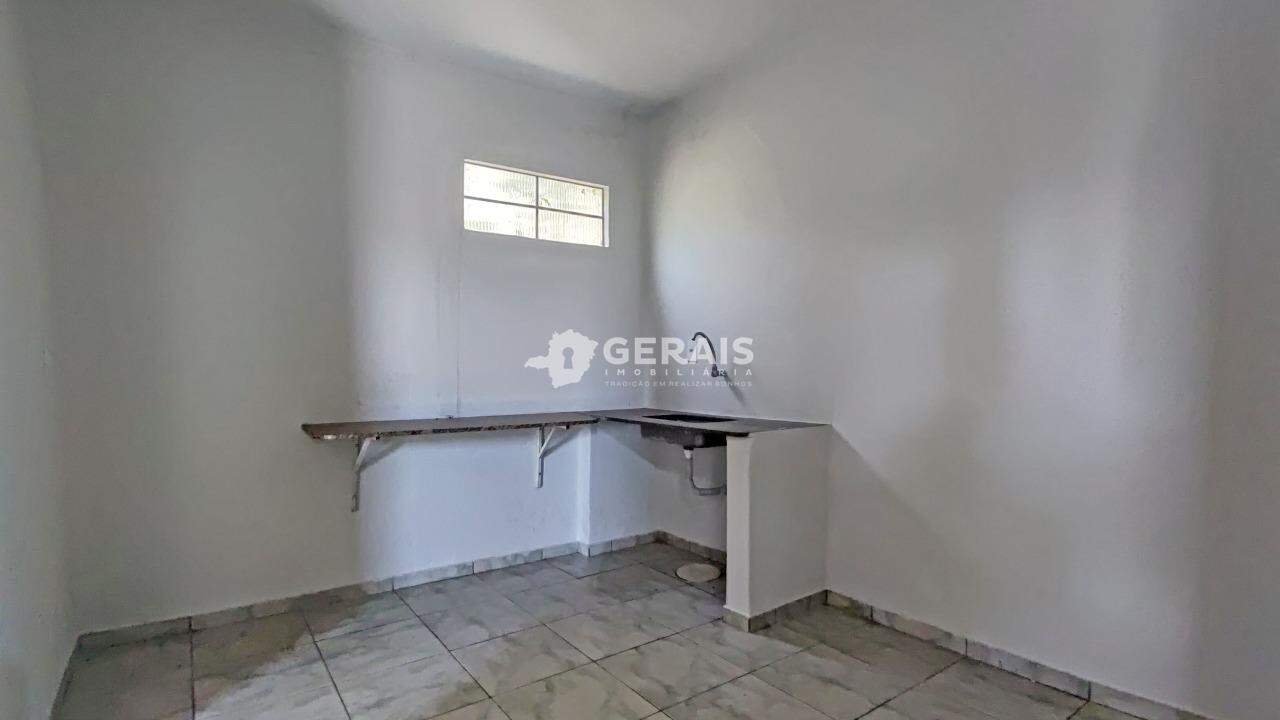 Barracão para aluguel no REALENGO: 06- COZINHA