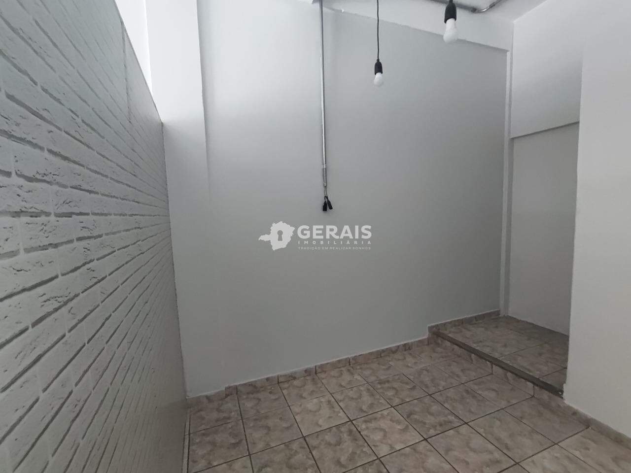 Loja para aluguel no VILA CRUZEIRO: 06 - LOJA