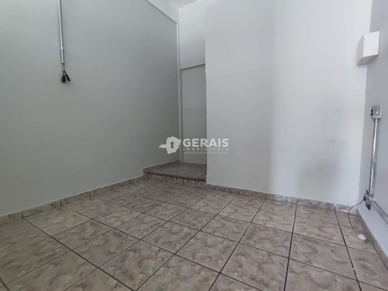 Loja para aluguel no VILA CRUZEIRO: 05 - LOJA