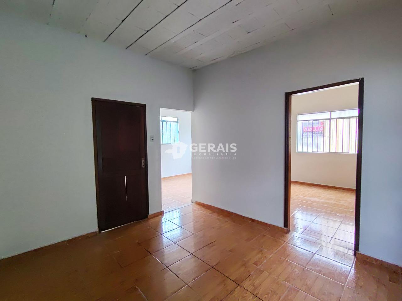 Casa para aluguel no BOM PASTOR: 04- SALA