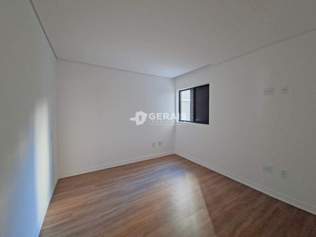 Apartamento à venda no CENTRO: 09- QUARTO 02