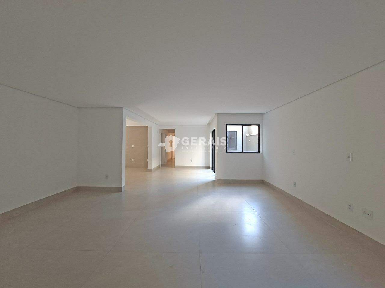 Apartamento à venda no CENTRO: 03- SALA