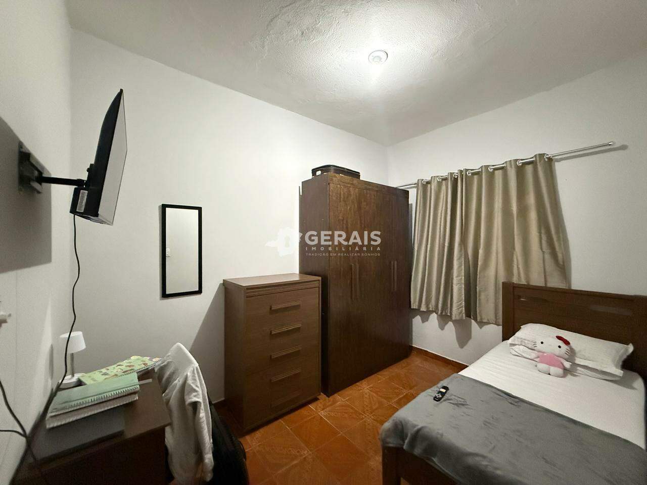 Casa à venda no NOSSAS SENHORA DAS GRAÇAS: 06 - QUARTO 01