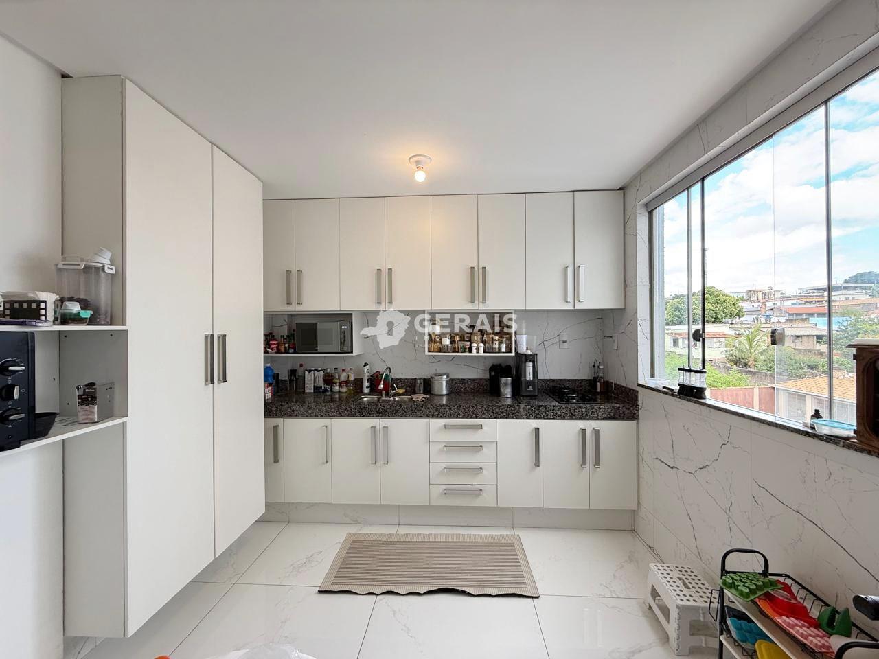 Apartamento à venda no INTERLAGOS: 06- COZINHA
