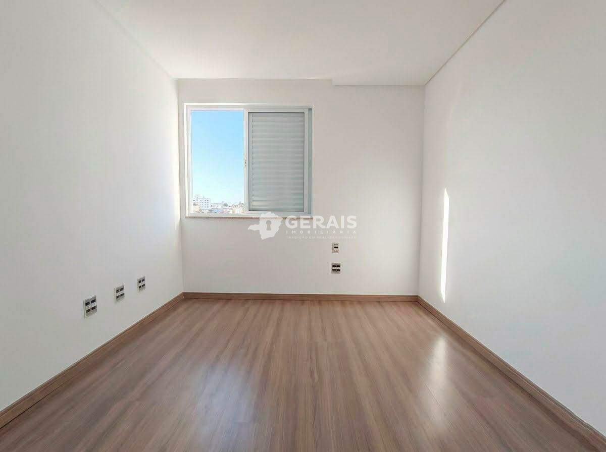 Apartamento à venda no CENTRO: 06- QUARTO 02