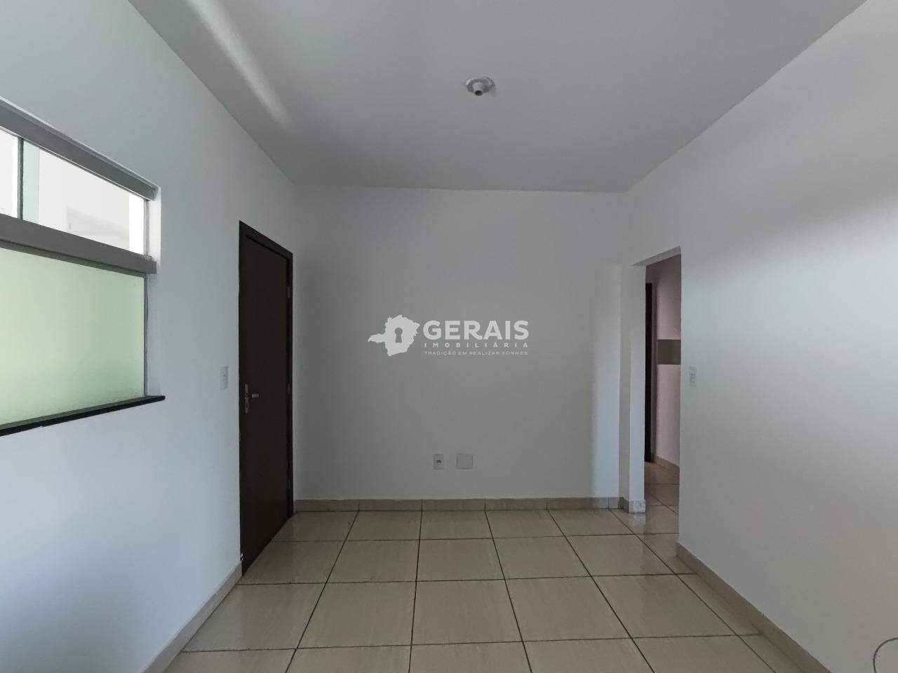 Apartamento para aluguel no INTERLAGOS: 03- SALA