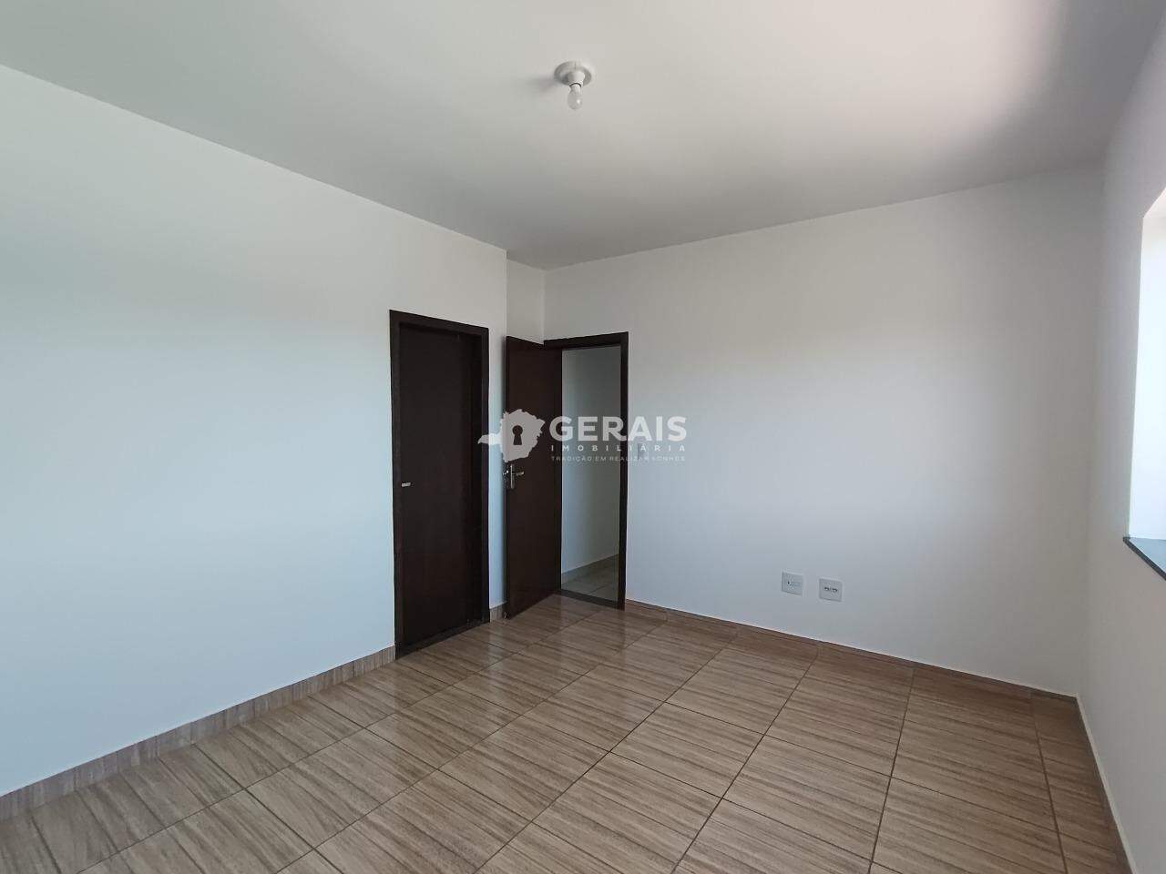Apartamento para aluguel no INTERLAGOS: 08- QUARTO SUÍTE