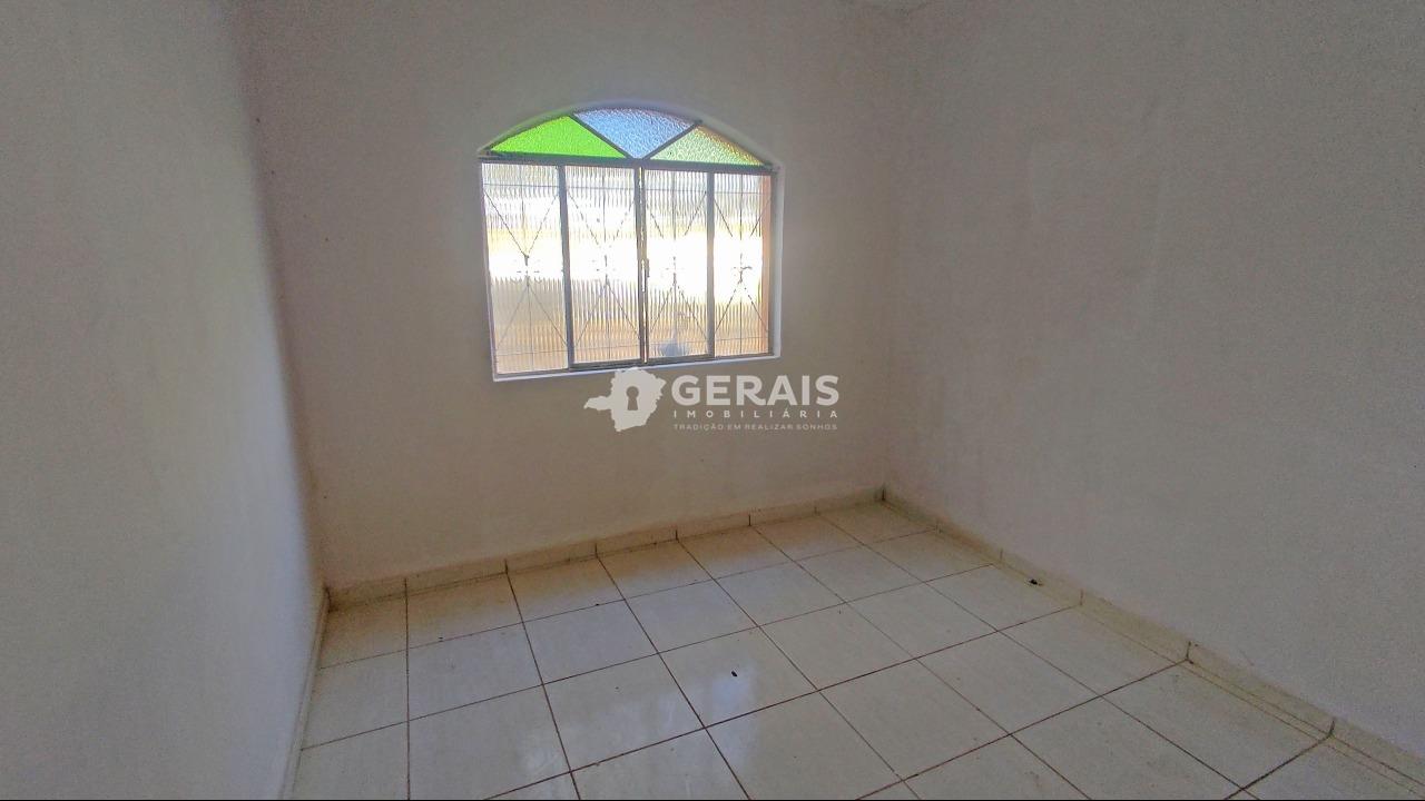 Lote à venda no CHACARAS SIAROM: 11- QUARTO 01