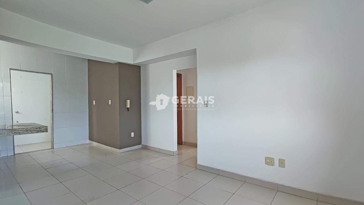 Apartamento para aluguel no PARQUE JARDIM CAPITÃO SILVA: 03- SALA