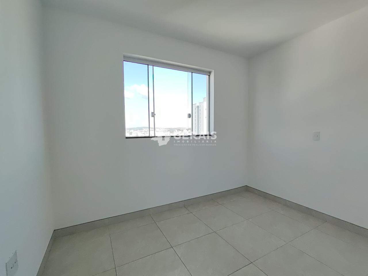 Apartamento à venda no PLANALTO: 05 - QUARTO SUÍTE