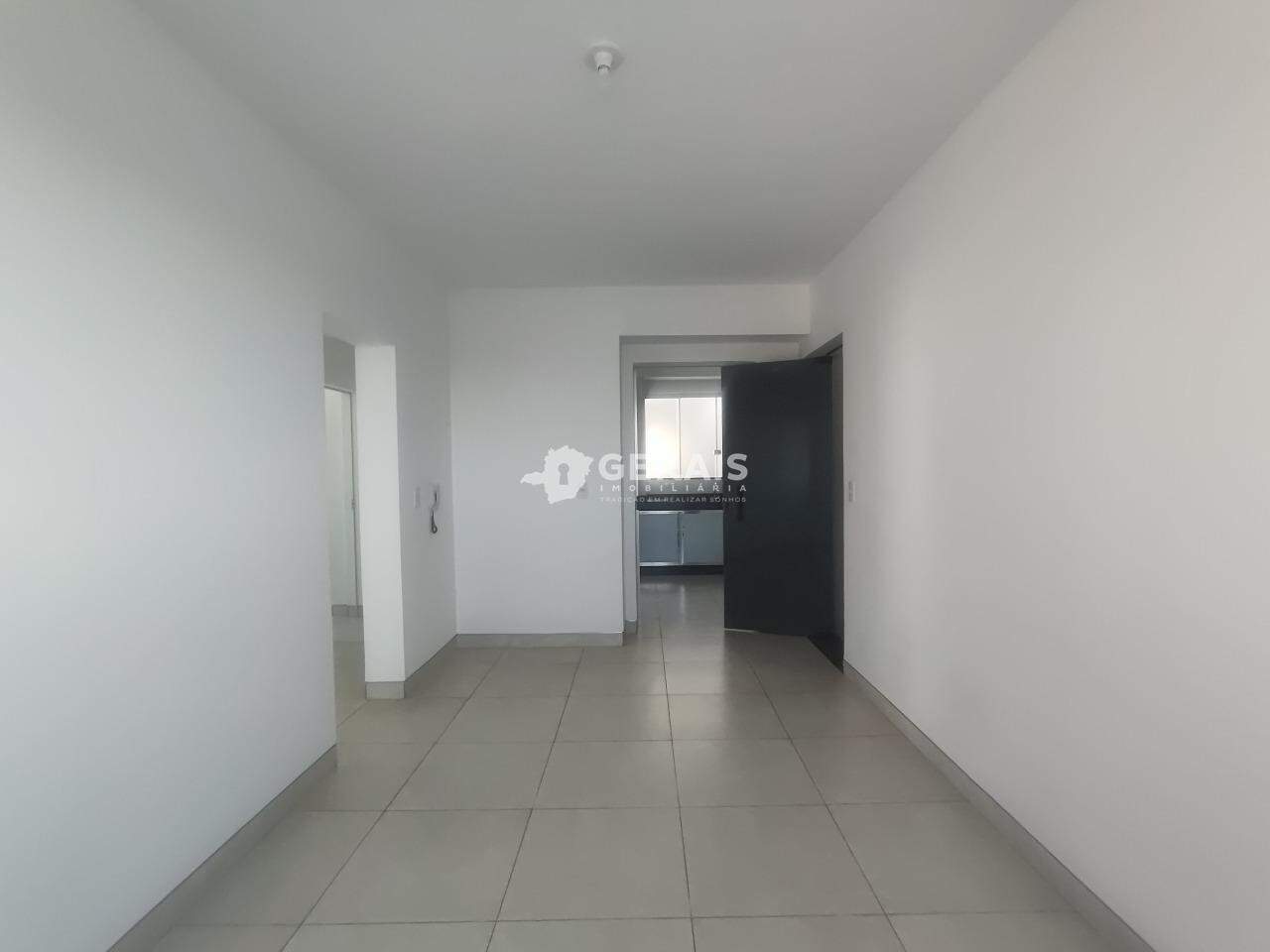 Apartamento à venda no PLANALTO: 04 - SALA