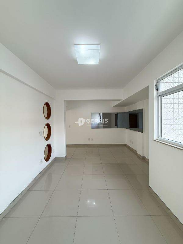 Apartamento para aluguel no CENTRO: 05- SALA PARA 02 AMBIENTES