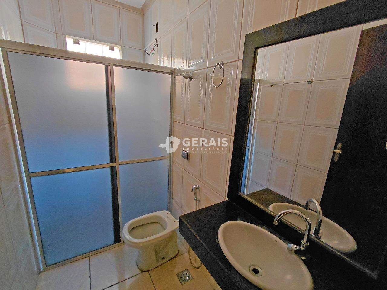 Casa para aluguel no SANTA ROSA: 08- BANHO SUÍTE