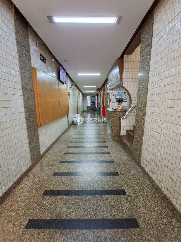 Sala para aluguel no CENTRO: 08 - HALL DE ENTRADA