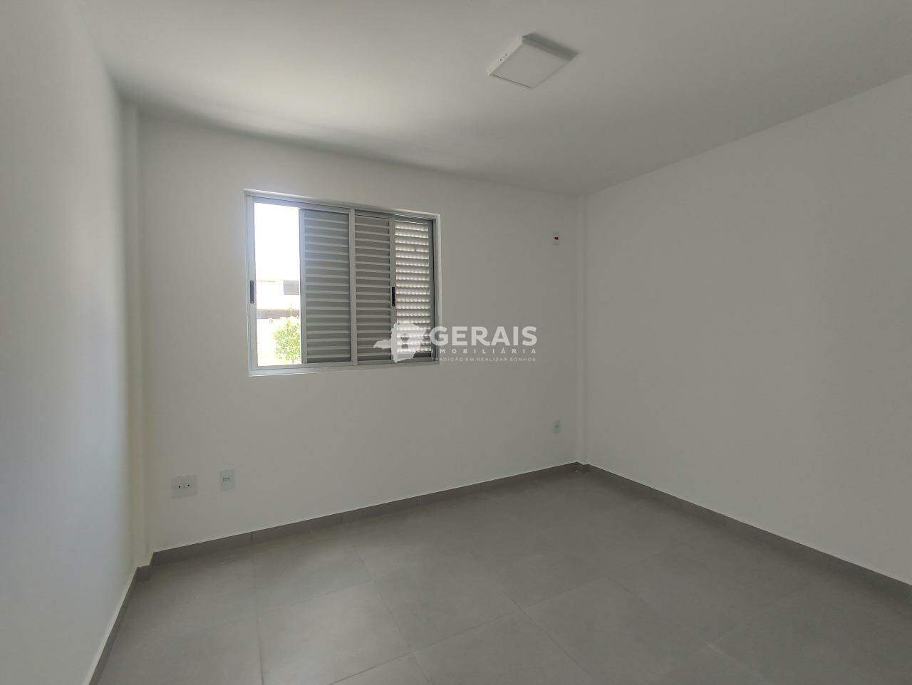 Kitnet para aluguel no MANOEL VALINHAS: 04- QUARTO
