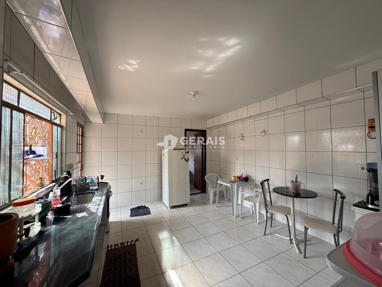 Casa à venda no MORADA NOVA: 05- COZINHA