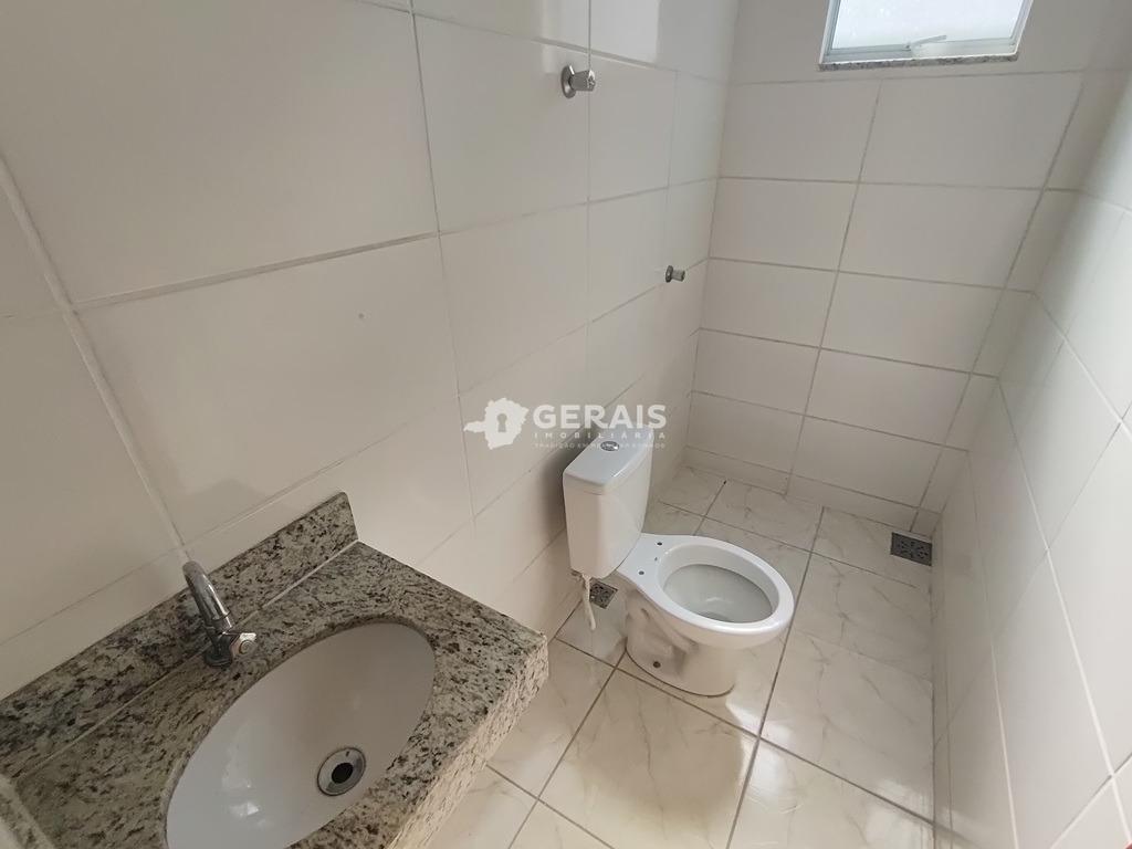 Casa para aluguel no CAMPINA VERDE: 04 - BANHO SOCIAL