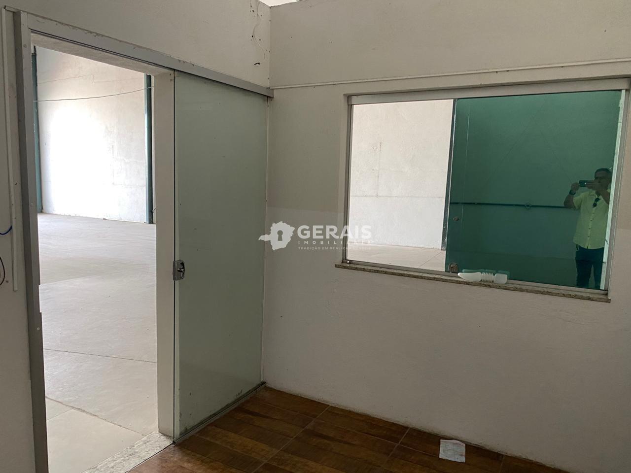 Galpão para aluguel no SANTO ANTÔNIO: 08- ESCRITÓRIO