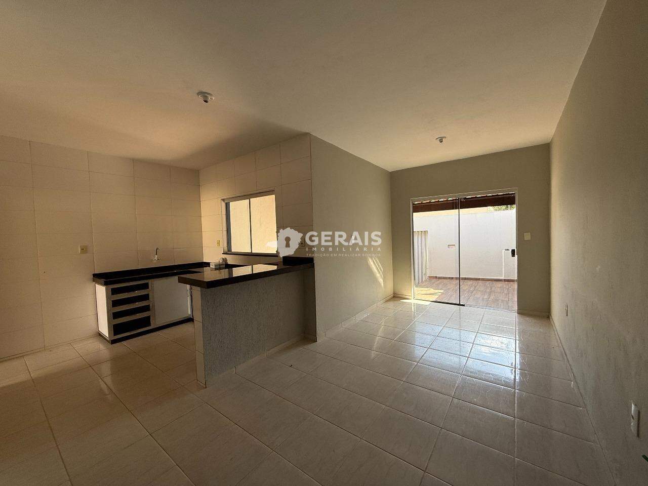Casa para aluguel no NOVA HOLANDA: 06 - SALA