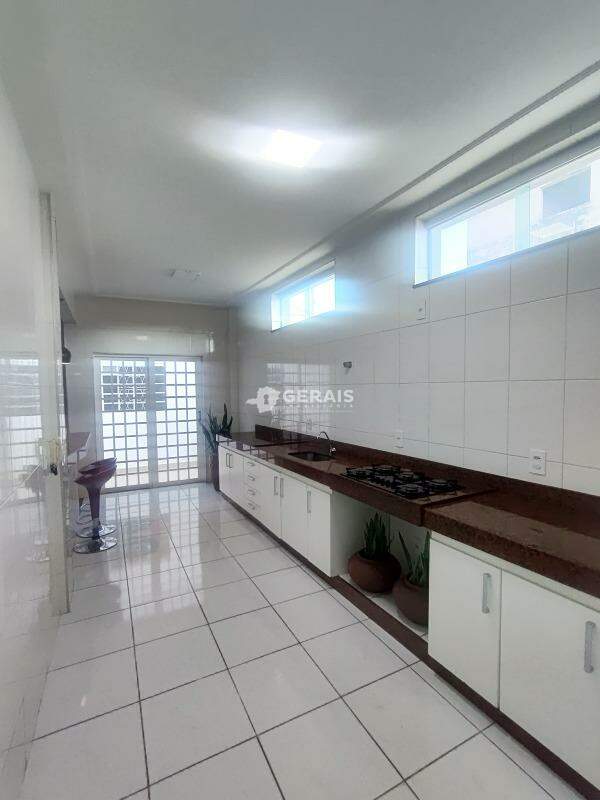 Casa para aluguel no ESPLANADA: 09 - COZINHA