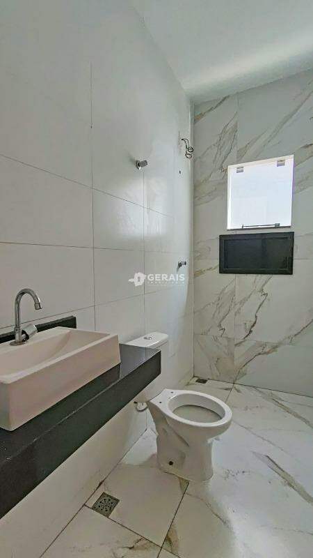 Casa para aluguel no INTERLAGOS: 08- BANHO SUÍTE