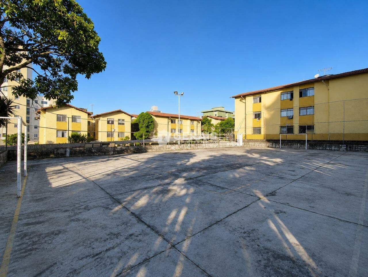 Apartamento à venda no CENTRO: 08- QUADRA DE ESPORTES
