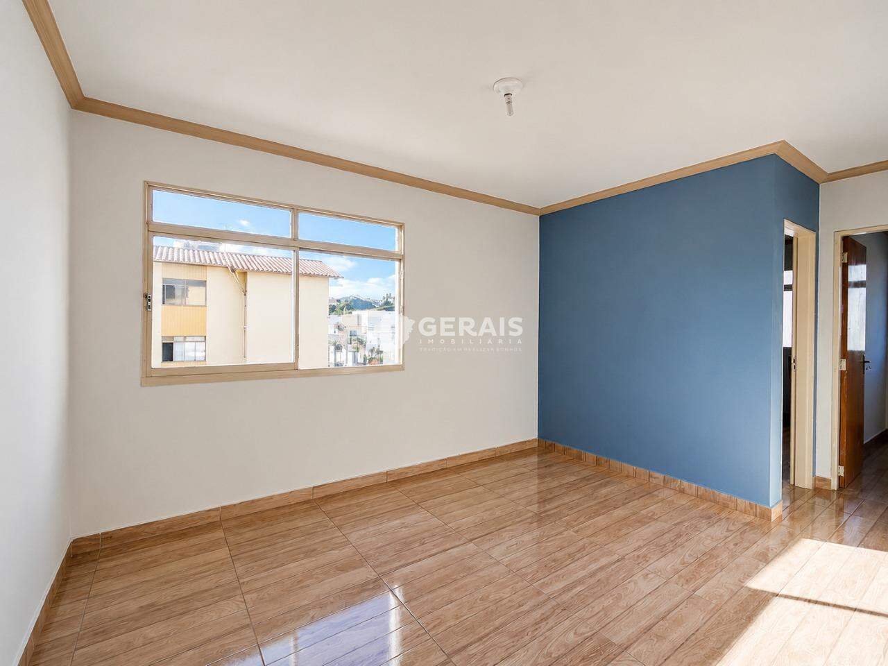 Apartamento à venda no CENTRO: 02- SALA