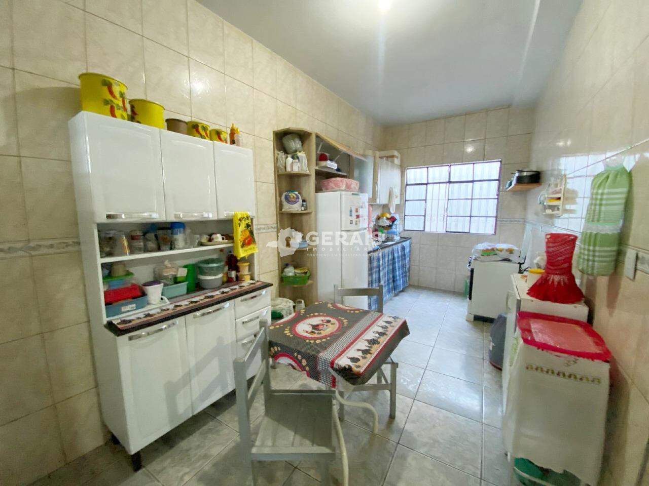 Casa à venda no TERRA AZUL: 05 - COZINHA