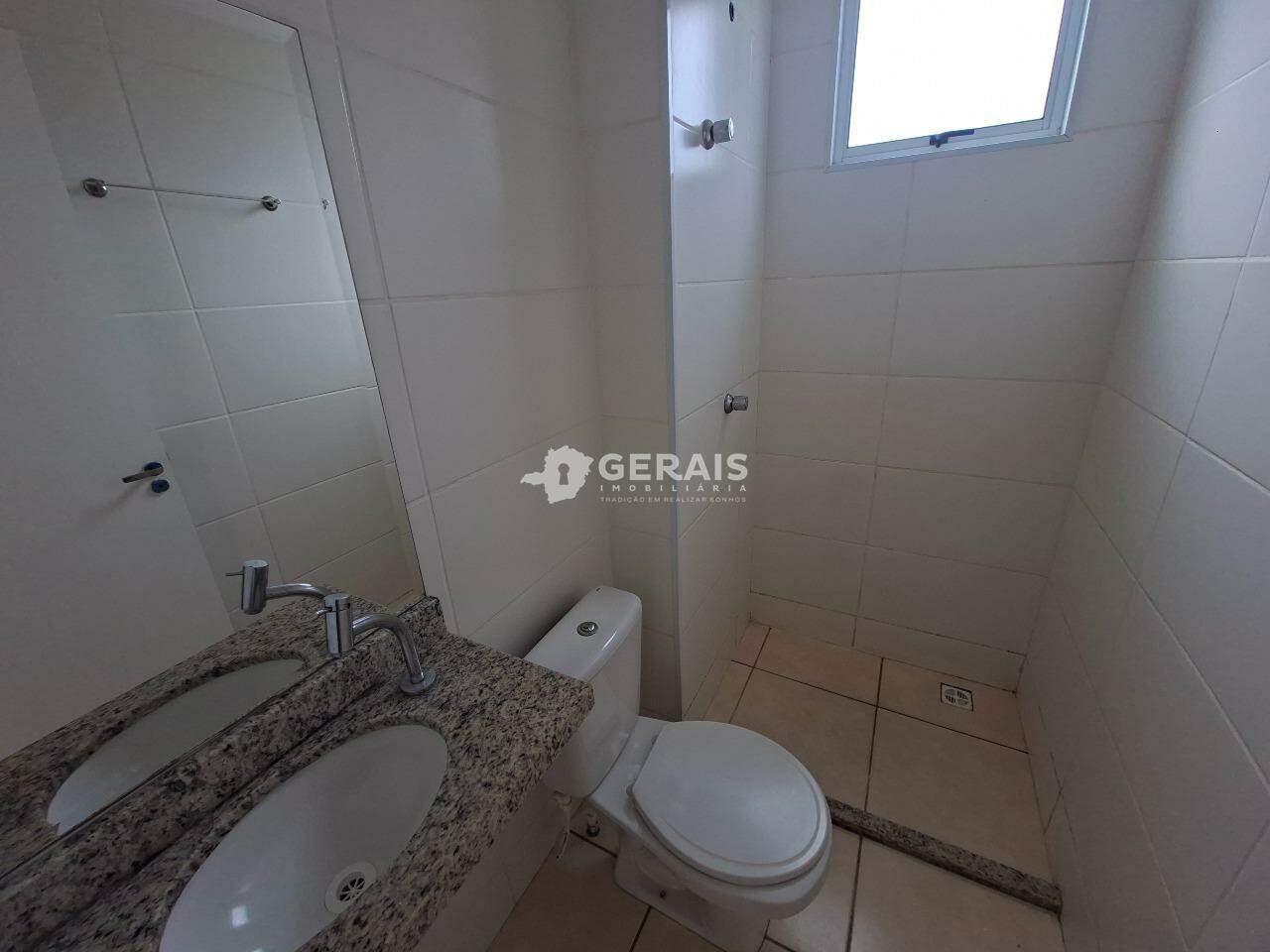Apartamento para aluguel no QUINTINO: 06- BANHO SOCIAL