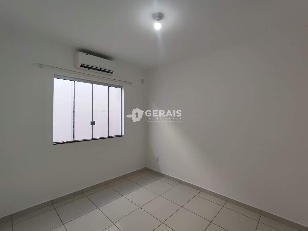 Casa para aluguel no CAMPINA VERDE: 05- QUARTO 02