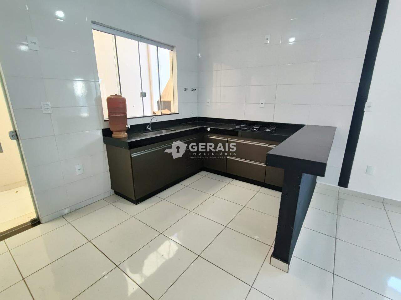 Casa para aluguel no CAMPINA VERDE: 09- COZINHA