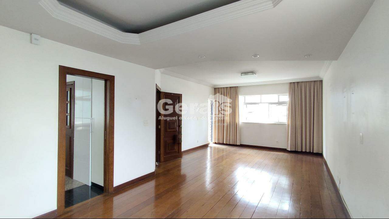 Apartamento à venda no CENTRO: 06 - SALA
