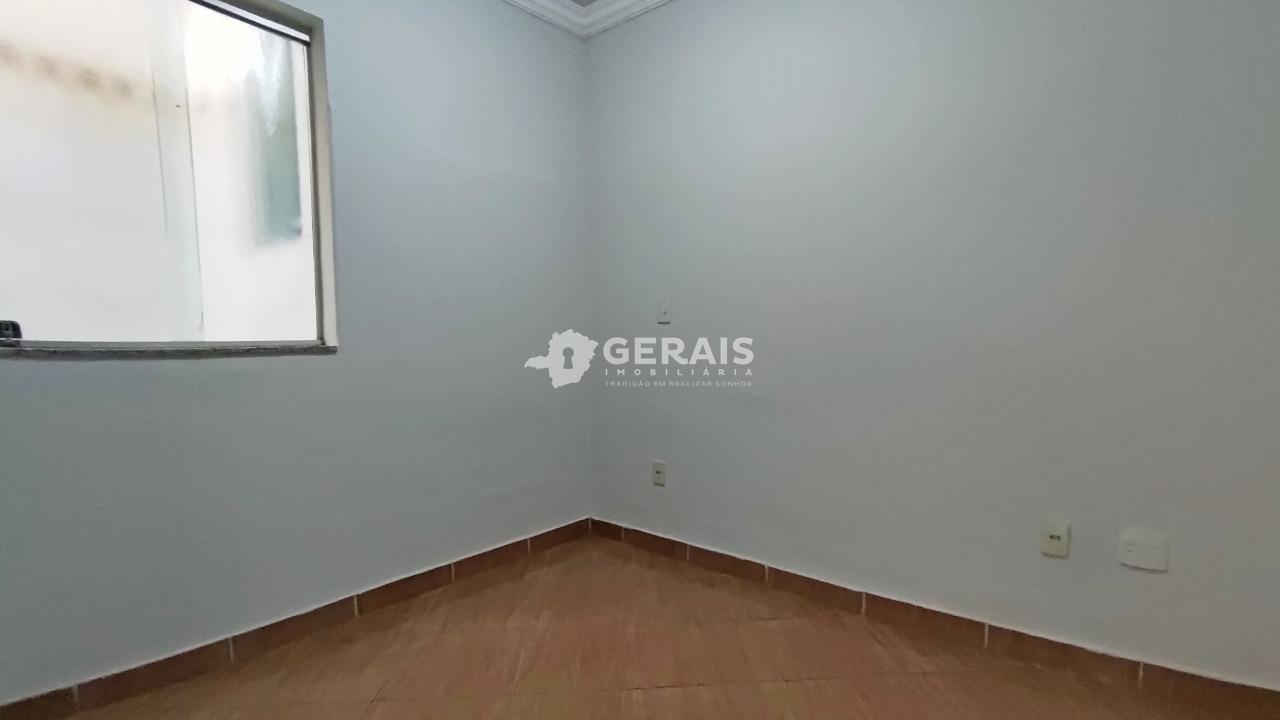 Apartamento para aluguel no CENTRO: 08- QUARTO 01