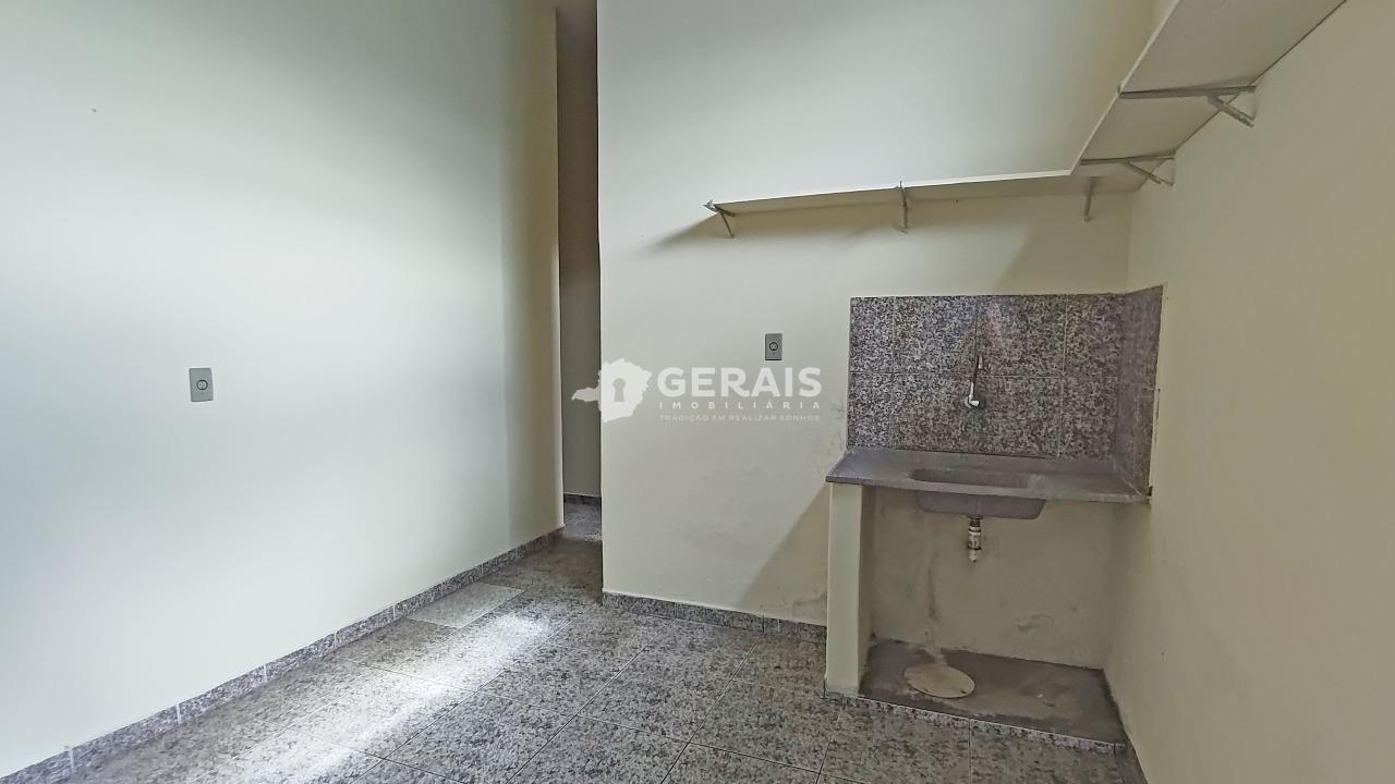 Casa para aluguel no BELVEDERE: 09- COZINHA