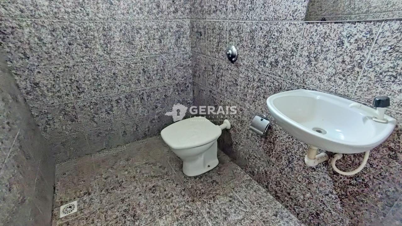 Casa para aluguel no BELVEDERE: 07- BANHO SOCIAL