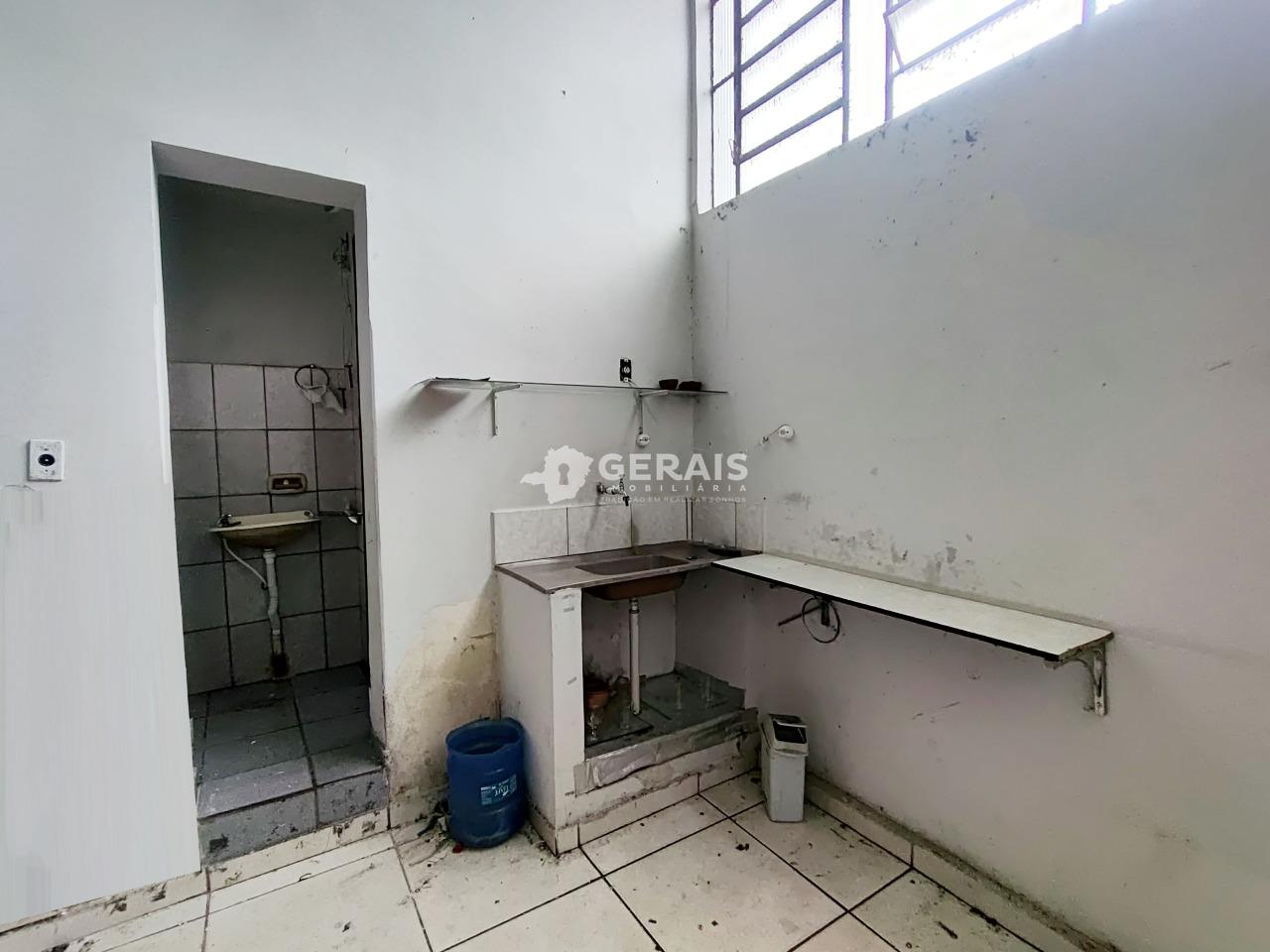 Loja para aluguel no CATALÃO: 06- COZINHA