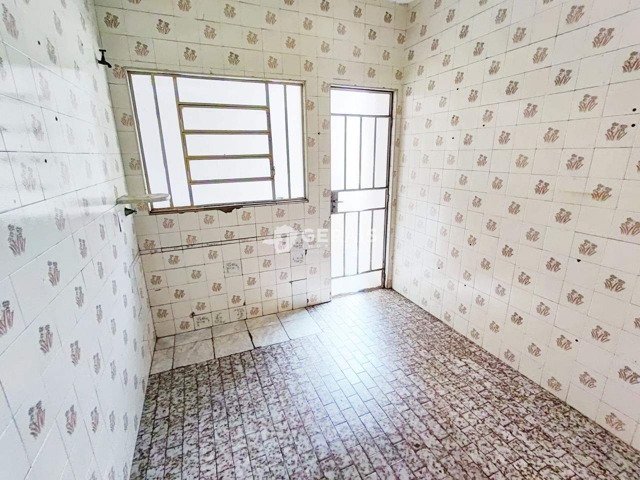 Casa para aluguel no CATALÃO: 09- COZINHA