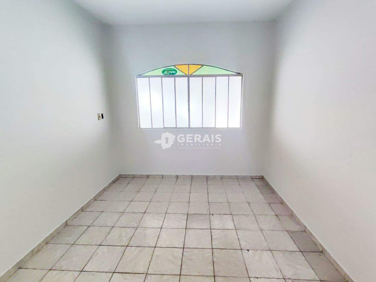 Casa para aluguel no CATALÃO: 03- SALA