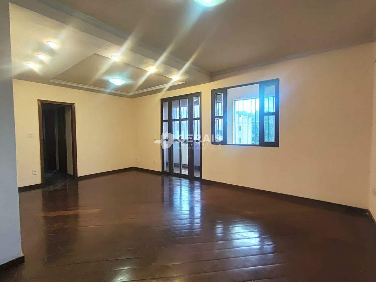 Casa para aluguel no PORTO VELHO: 03 - SALA